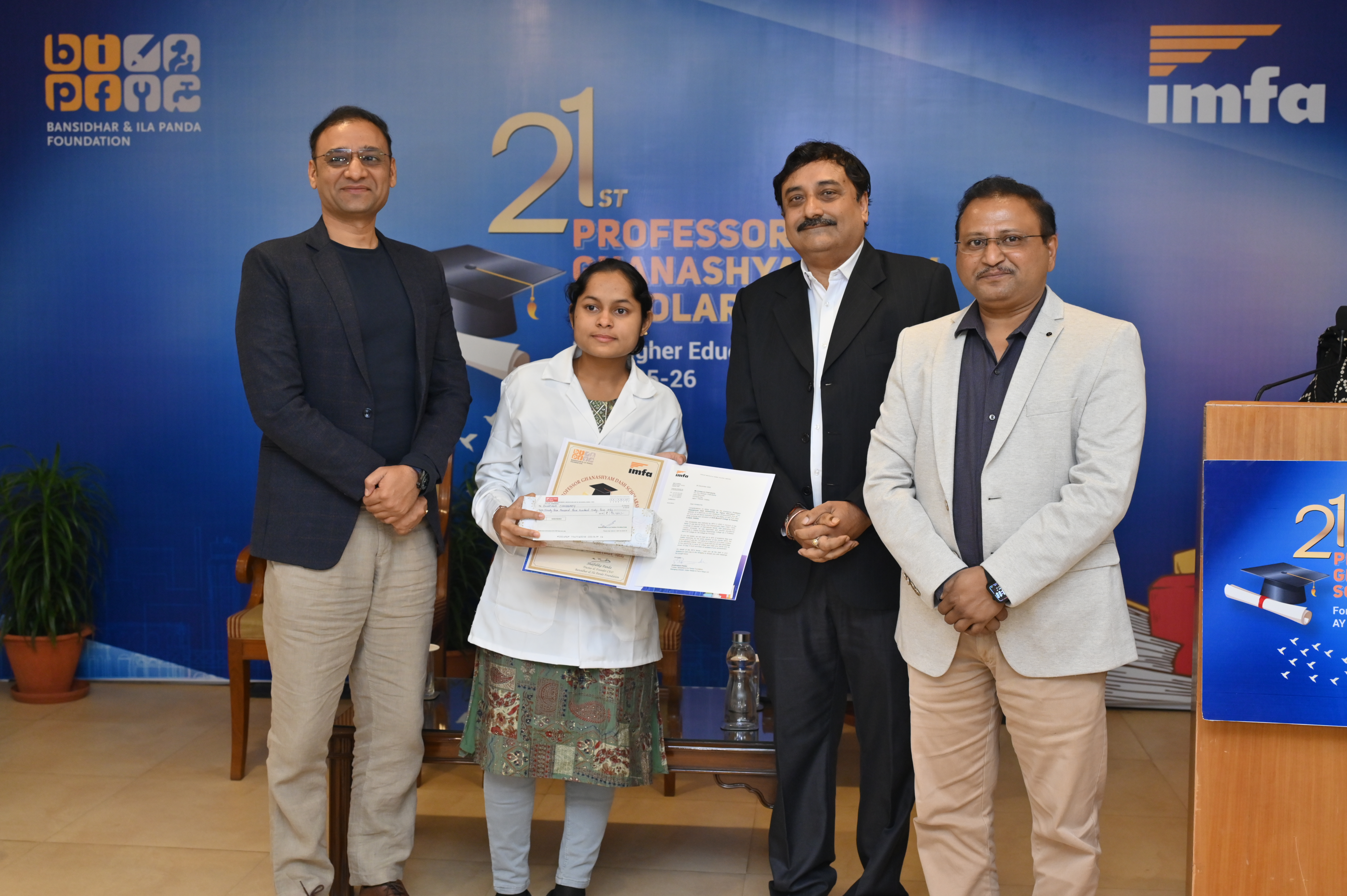 Recipient : Ms Annapura Chakrabarty, MBBS, SCB MCH, Cuttack